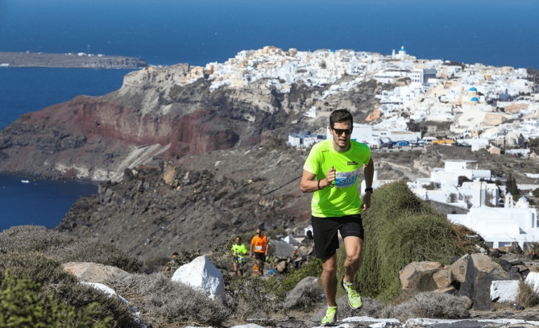 Τρέξε με θέα την Καλντέρα στο 5ο Santorini Experience