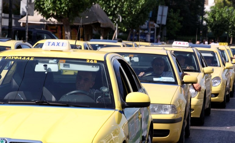 Μπλόκο στις εφαρμογές ταξί στην Ελλάδα
