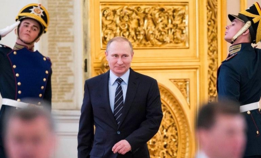 Την υποψηφιότητα του για την προεδρία το 2018 ανακοίνωσε ο Πούτιν