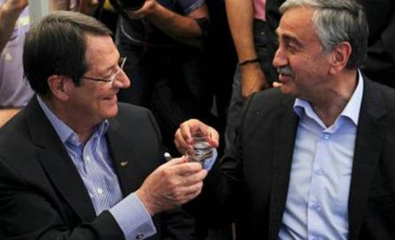 Χαιρετίζει η Αθήνα την επανέναρξη των συνομιλιών για λύση στην Κύπρο