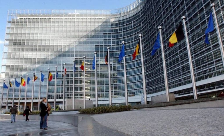 Τέσσερις παρατηρήσεις και δέκα συστάσεις από την Ευρωπαϊκή Επιτροπή προς την Αθήνα