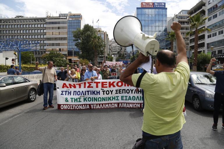 Στο δέκατο 48ωρο η απεργία κατά της αποκρατικοποίησης των λιμανιών