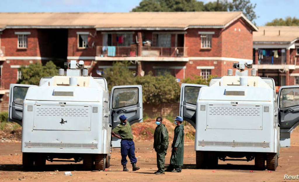 Πάνω από 100.000 συλλήψεις για παραβίαση της καραντίνας στη Ζιμπάμπουε
