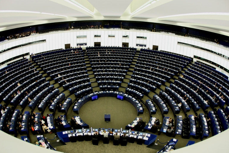 Στρασβούργο: Ευρω-έπαινοι για Ελλάδα, πυρά για Μοσκοβισί