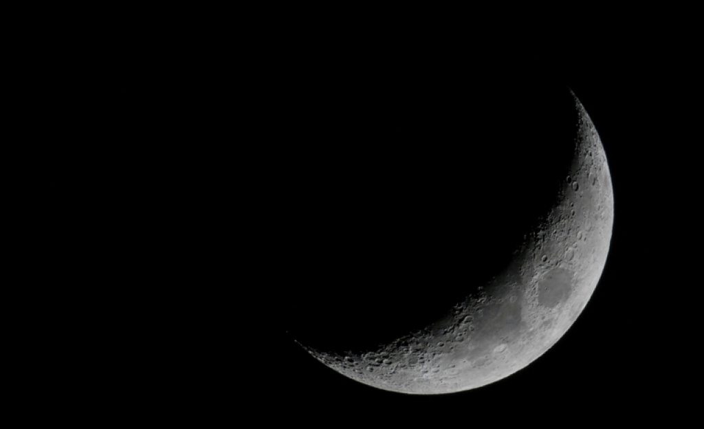 Στη σκοτεινή πλευρά της Σελήνης κινέζικο διαστημόπλοιο (Photo)