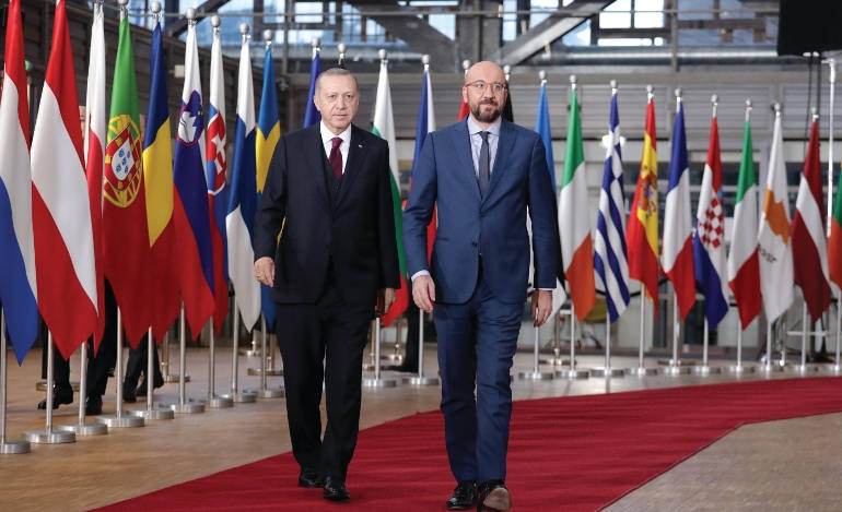 Αποδεικνύεται εξαιρετικά δύσκολη με Τουρκία, Δυτικά Βαλκάνια και Ουκρανία