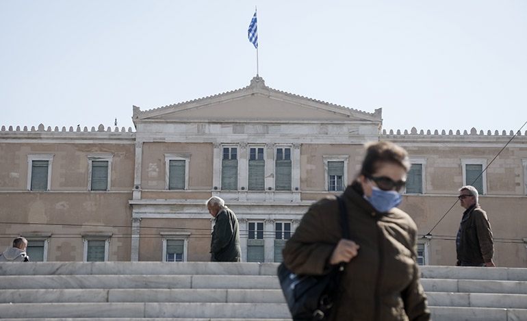 Η πανδημία φέρνει πρωτοφανή αναστάτωση και στην Ελλάδα