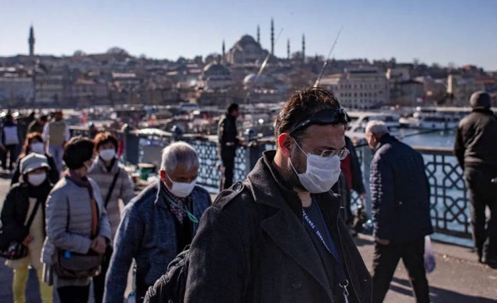 Ηρεμία στην Κωνσταντινούπολη μετά το χάος που προκάλεσε η αιφνιδιαστική απαγόρευση της κυκλοφορίας