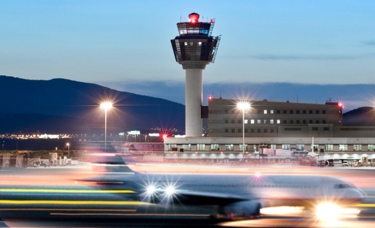 ΣΕΤΕ: Αύξηση 10,2% στις διεθνείς αεροπορικές αφίξεις, μείωση 12,5% στις οδικές τον Σεπτέμβριο
