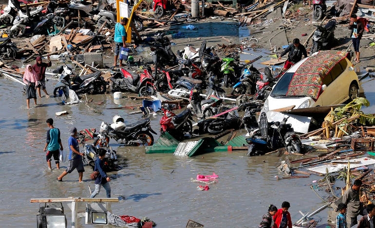 Το τσουνάμι διέλυσε την Ινδονησία