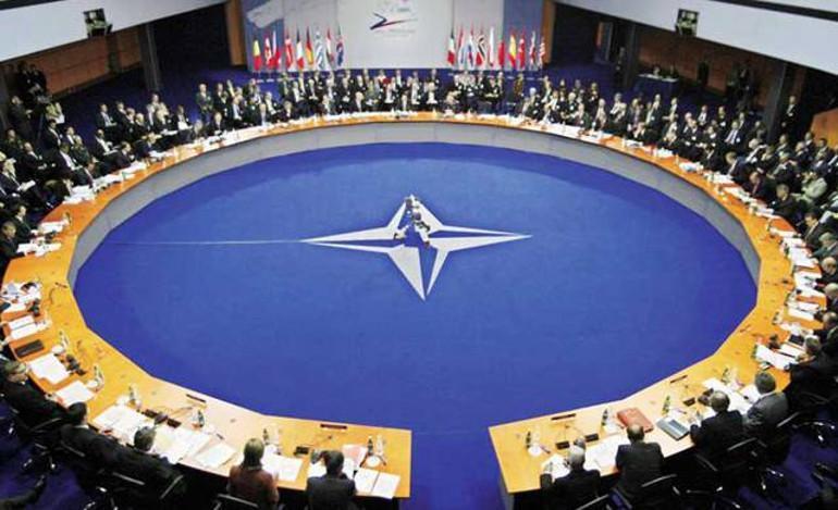 Σενάρια εξόδου των ΗΠΑ από το ΝΑΤΟ εξετάζει η συμμαχία