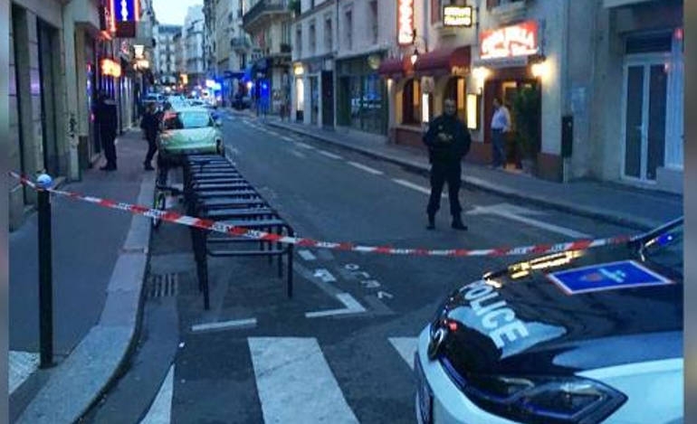 Ο ISIS ανέλαβε την ευθύνη για την επίθεση με τρείς νεκρούς στο Παρίσι