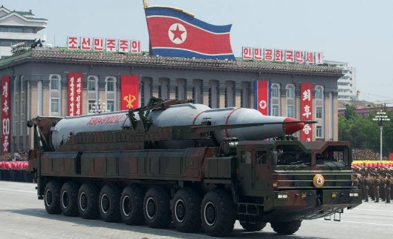 Τρεις βαλλιστικούς πυραύλους εκτόξευσε η Β. Κορέα