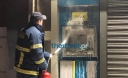 Έβαλαν φωτιά σε ΑΤΜ σε πρόσοψη τράπεζας