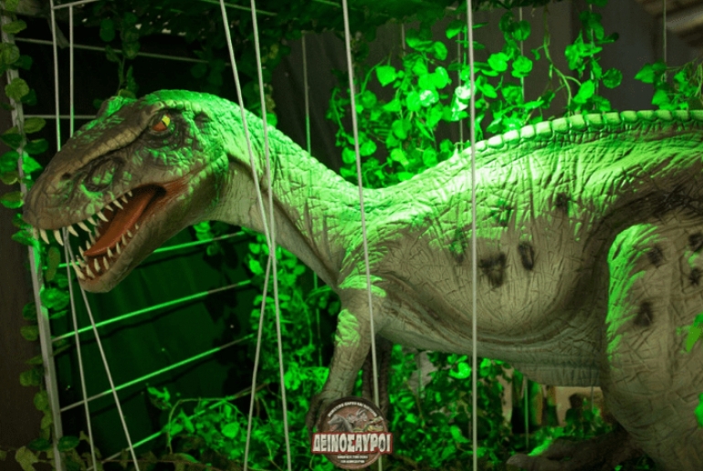Οι γιγάντιοι «Δεινόσαυροι» στην Αθήνα