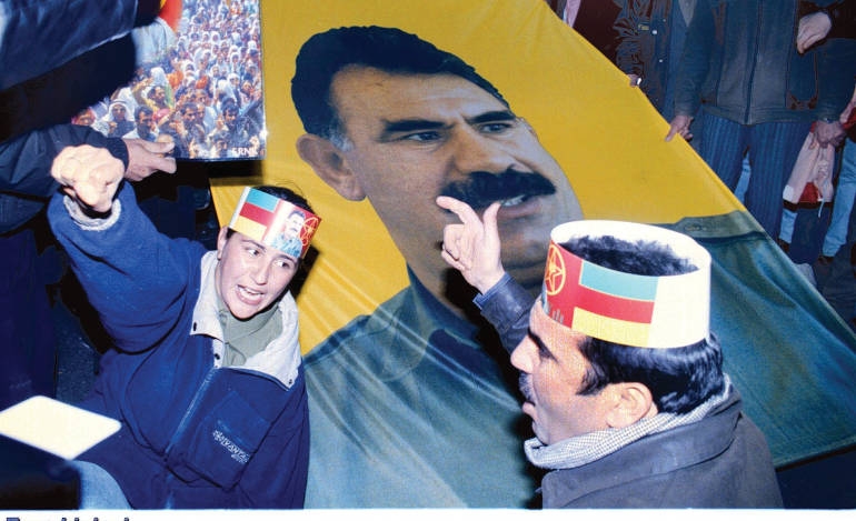 Διαδηλωση συμπαράστασης στον Οτσαλάν στις 18 Φεβρουαρίου 1999