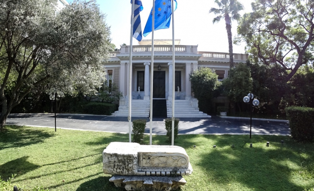 Σύσκεψη στο Μαξίμου για τον κορωνοϊό - «Η Ελλάδα είναι θωρακισμένη»
