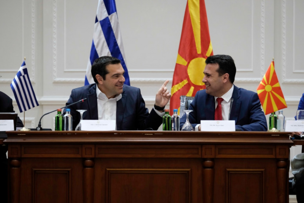 Τσίπρας - Ζάεφ: Σύσταση επιτροπής για τα εμπορικά σήματα των μακεδονικών προϊόντων