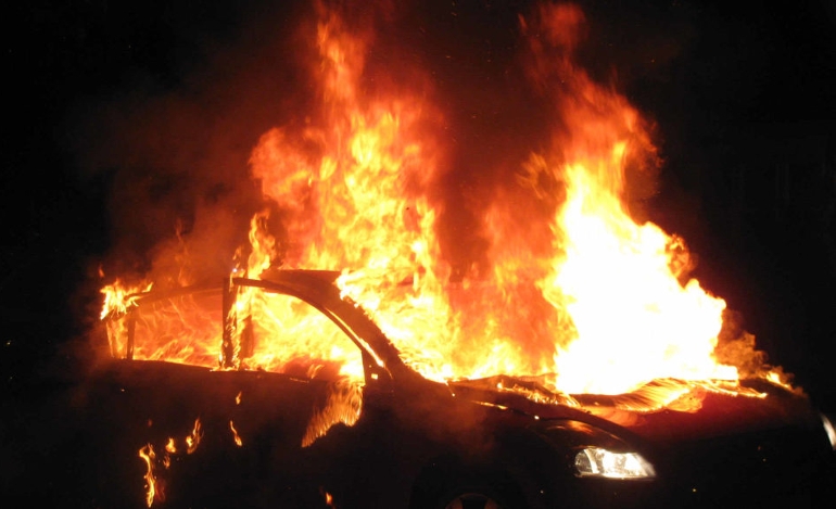 Φωτιά στο αυτοκίνητο της διευθύντριας του Ψυχιατρείου των Φυλακών Κορυδαλλού