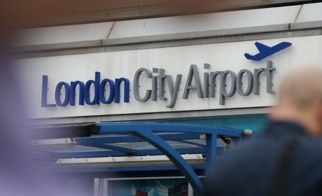 Βόμβα του 2ου Π.Π, κλείνει αεροδρόμιο του Λονδίνου