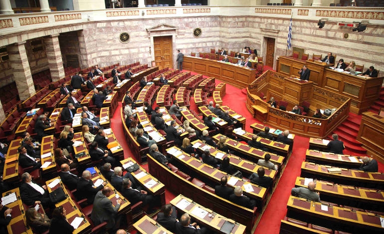 Βραχυκυκλώνει τον ΣΥΡΙΖΑ η συνταγματική αναθεώρηση στην εκλογή προέδρου