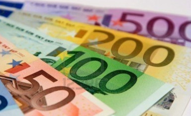 Αρχίζει η λοταρία των αποδείξεων - Πώς θα κερδίσουν οι φορολογούμενοι 1.000. ευρώ