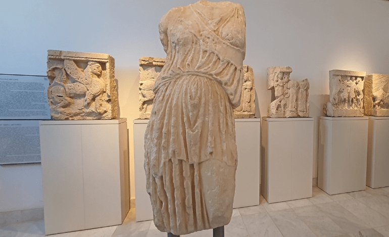 Το Μουσείο Ακρόπολης ταξιδεύει στο Παλέρμο