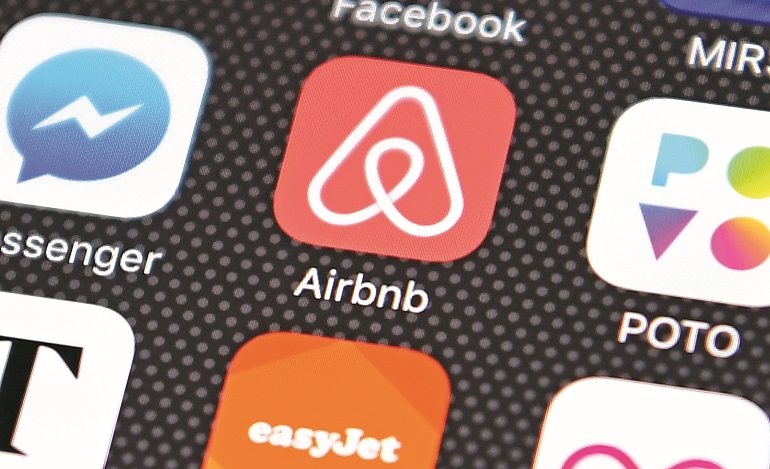 Όρια στο Airbnb εξετάζει η κυβέρνηση