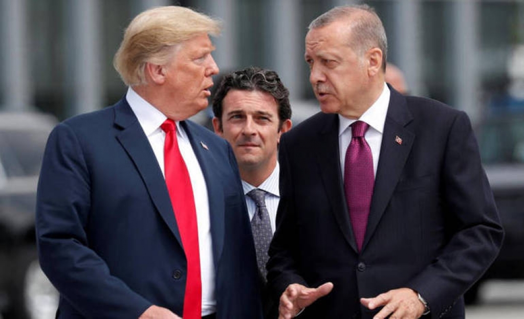 Ο Τραμπ παγώνει κάθε συζήτηση για τις κυρώσεις στην Τουρκία περιμένοντας τον ΅Ερντογάν