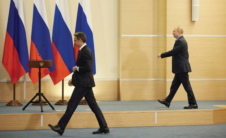 Η συνάντηση Πούτιν - Μητσοτάκη βελτίωσε το κλίμα χωρίς να λύσει τα προβλήματα
