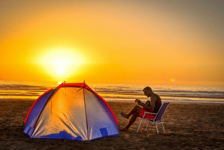 Πώς να επιβιώσεις κάνοντας ελεύθερο camping