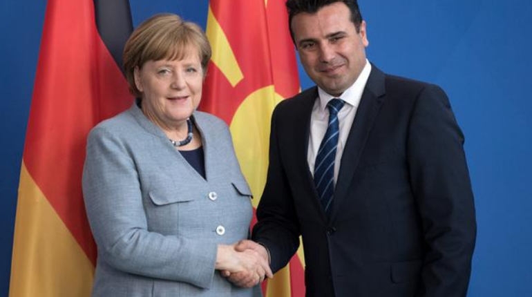 Μέρκελ: Καλωσορίζω τον Μακεδόνα Πρωθυπουργό Ζάεφ - Ποτέ άλλοτε δεν ήμασταν τόσο κοντά σε λύση