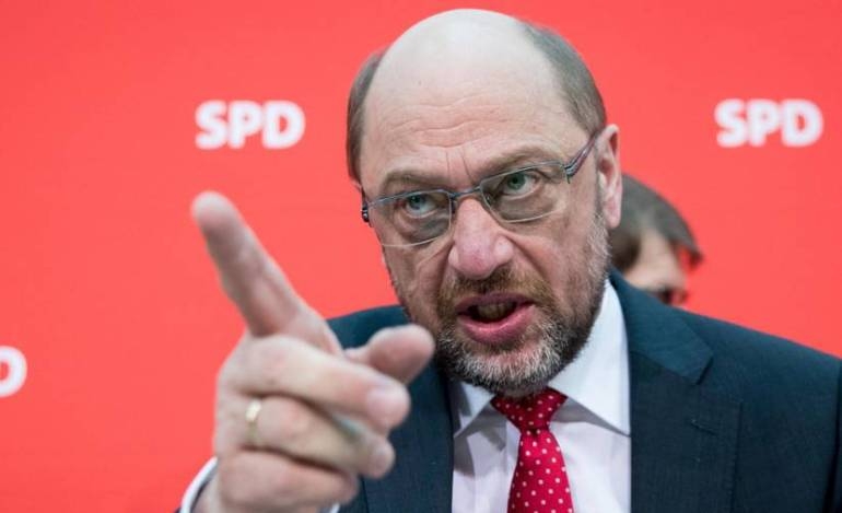 «Στην πρέσσα» το SPD για συμμετοχή σε κυβερνητικό σχήμα