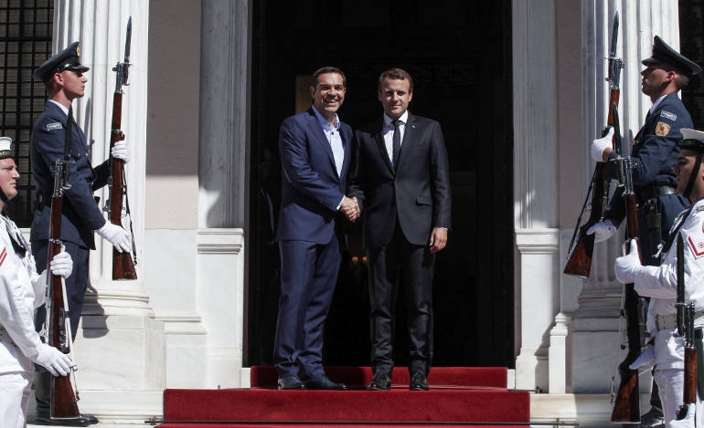 Μακρόν: Η Γαλλία θα συνεχίσει να στέκεται στο πλευρό της Ελλάδας