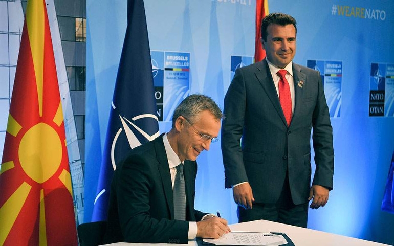 Προς επικύρωση από τα κράτη - μέλη του ΝΑΤΟ το πρωτόκολλο εισδοχής της ΠΓΔΜ