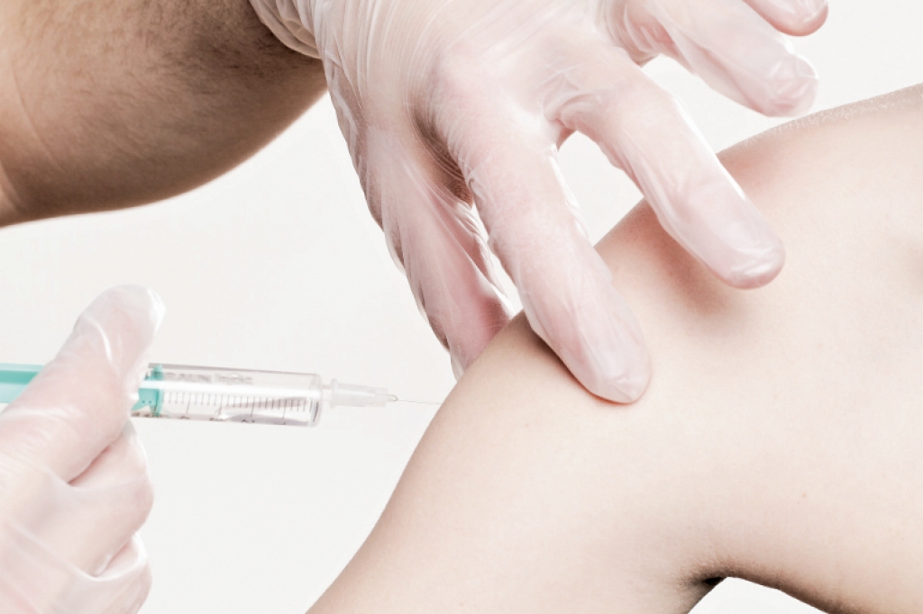 Μόνη ασπίδα για τη μηνιγγίτιδα ο εμβολιασμός