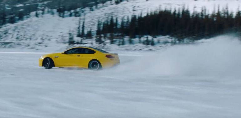 Ένα BMW M6 coupe ντριφτάρει στον πάγο! (video)