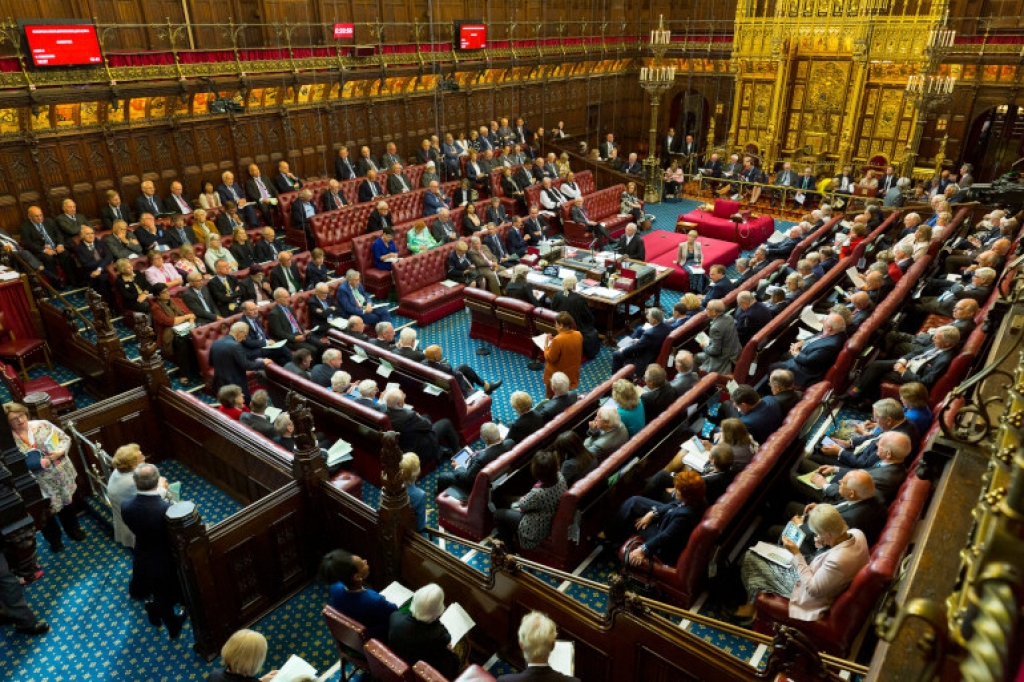 Βουλή των Λόρδων: Όχι σε Brexit χωρίς συμφωνία