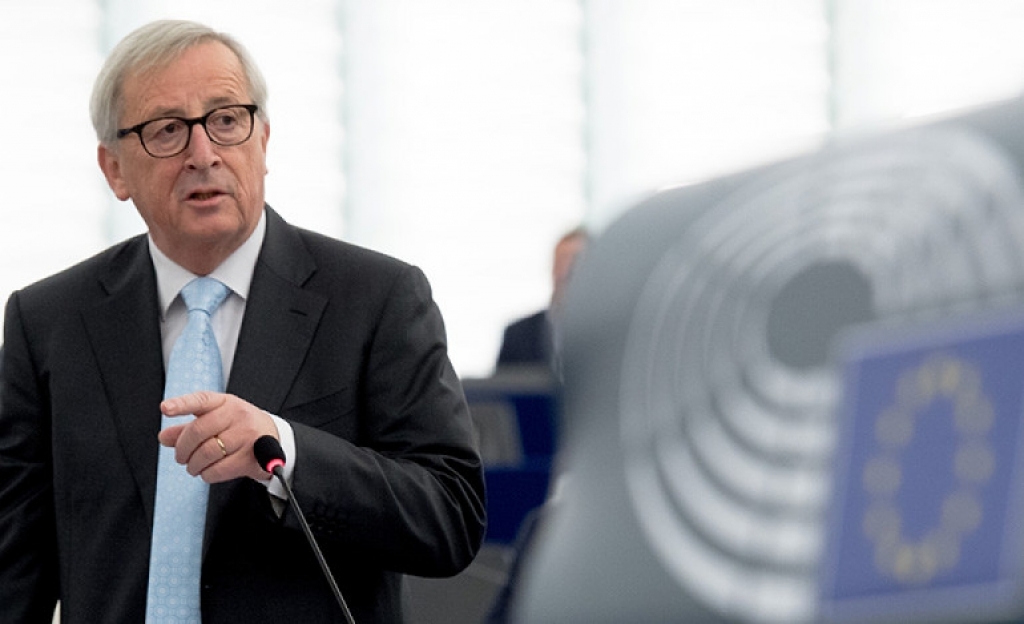 Γιούνκερ: Ο προϋπολογισμός της ΕΕ στερείται προσανατολισμού