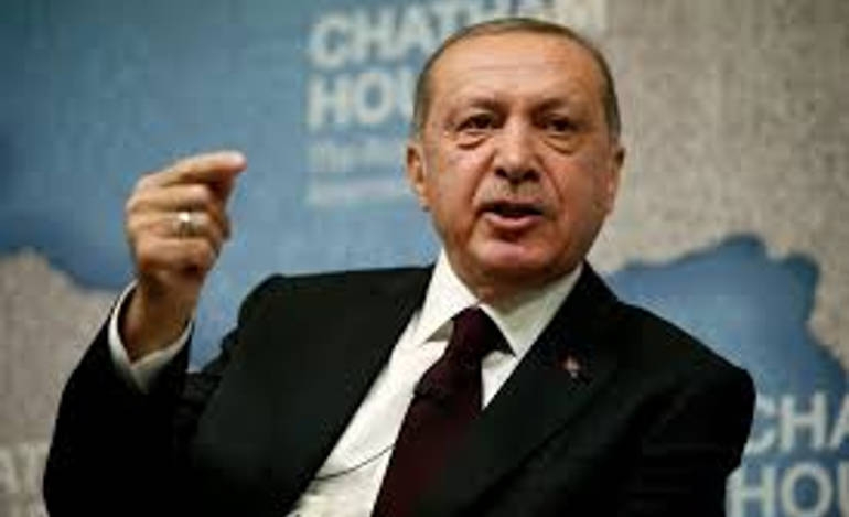 H θεσμική παντοδυναμία Ερντογάν οδηγεί την τουρκική οικονομία σε κατάρρευση