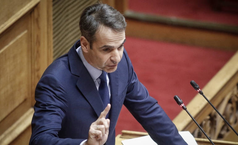 Ο Μητσοτάκης κατέθεσε πρόταση μομφής και προκαλεί τον Τσίπρα να ζητήσει ψήφο εμπιστοσύνης