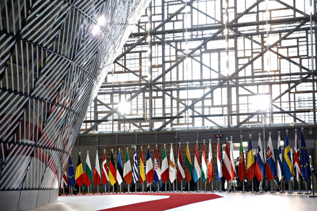 Διεθνής Διαφάνεια: Ευρωβουλευτές αμείβονται υπέρογκα από δουλειές εκτός Ευρωκοινοβουλίου
