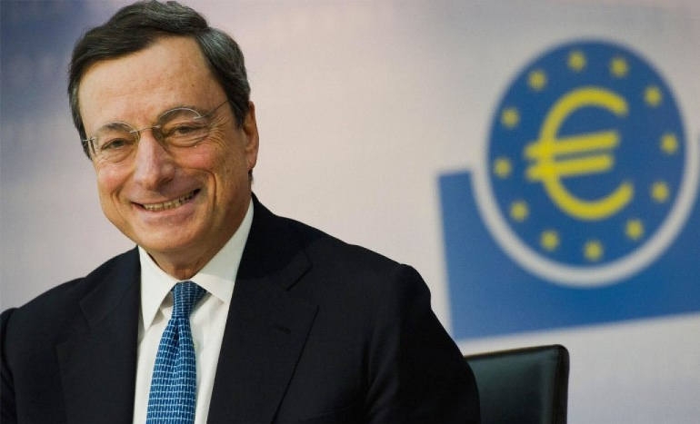 Ντράγκι: Πιθανότατα τoν Οκτώβριο η απόφαση για το QE
