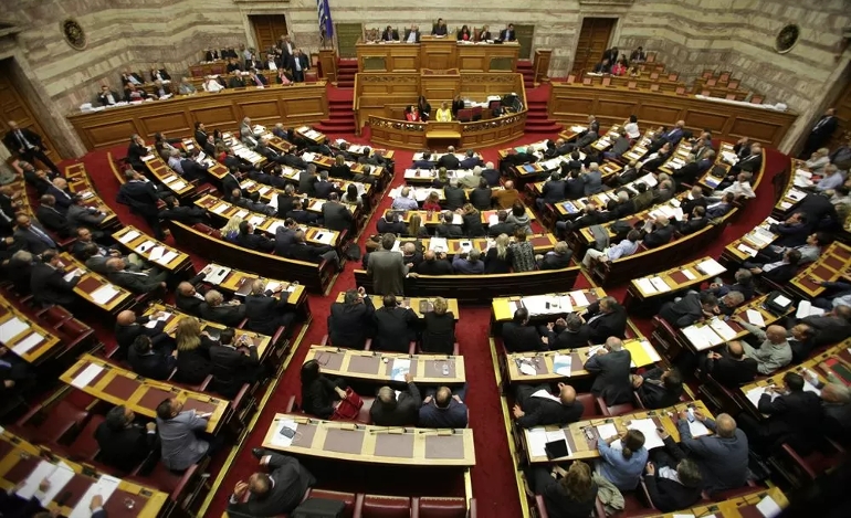 Ευρύτατη πλειοψηφία υπέρ της ψήφου των Ελλήνων στο εξωτερικό