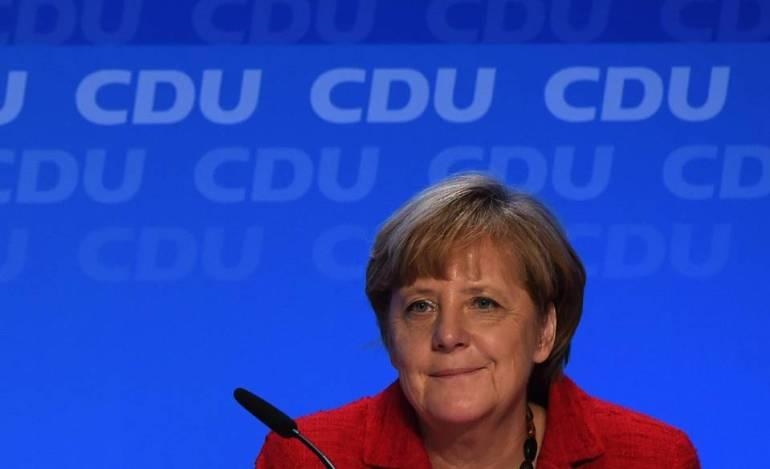 Γερμανία: «Ναι» στο μεγάλο συνασπισμό ψήφισε το SPD
