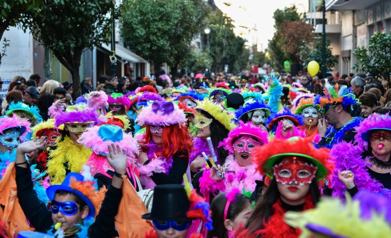«Πικρία» στην Πάτρα για τη ματαίωση, σχέδιο για καρναβάλι τον… Ιούνιο