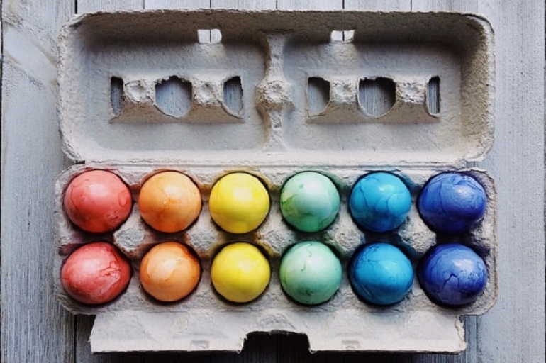 Στο Instagram έβαψαν αυγά