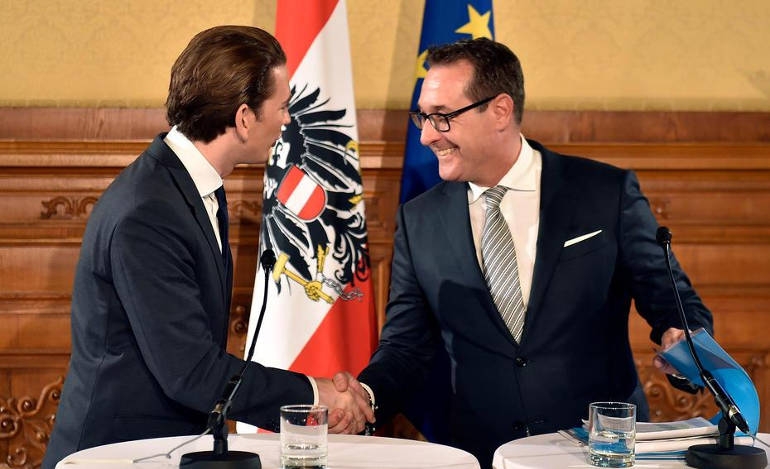 Με μείωση των επιδομάτων για πρόσφυγες ξεκινά η νέα κυβέρνηση στην Αυστρία