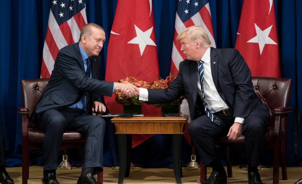 Η Τουρκία εκβιάζει το ΝΑΤΟ, ο Τραμπ δεν ενοχλείται