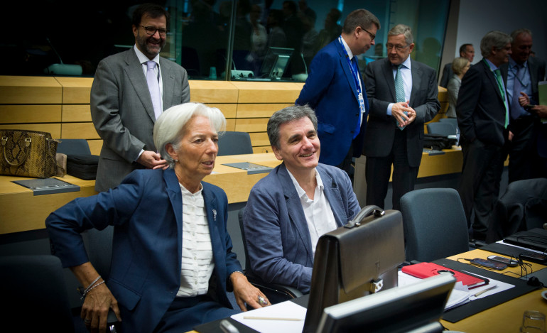 Η κυβέρνηση πλέον κινείται στη γραμμή του ΔΝΤ και των σκληρών του Eurogroup
